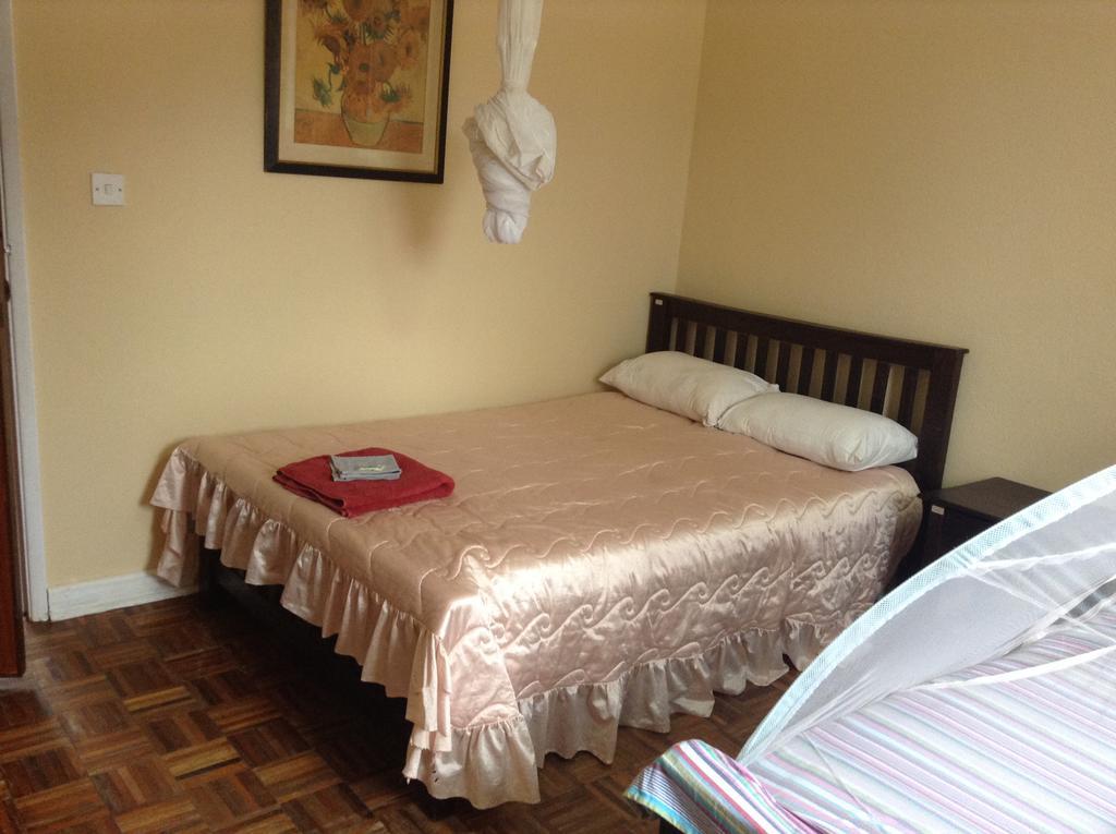 Teule Guest House Oloitokitok Bagian luar foto